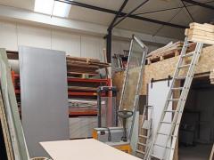 Bedrijf gespecialiseerd in maken en plaatsen deuren - parketvloeren - meubelen gelegen in industriezone des Hauts Sarts Provincie Luik n°11