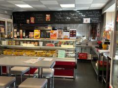 Te koop: Goed gevestigde frituur met sterke reputatie regio Charleroi Henegouwen n°2