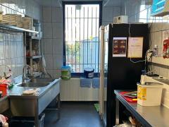 Te koop: Goed gevestigde frituur met sterke reputatie regio Charleroi Henegouwen n°4