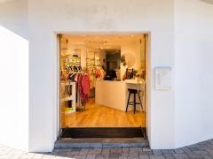 OVER TE NEMEN – Damesmodezaak op één van de beste commerciële toplocaties van Brussel Brussel Hoofdstad n°2