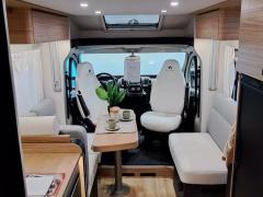 Toonaangevend gespecialiseerd bedrijf in de herstelling<br> en renovatie van campers en caravans Brussel Hoofdstad n°2