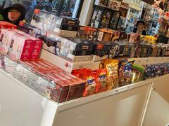 Te koop:Boutique gespecialiseerd in snoep, drankjes en verzamelobjecten Brussel Hoofdstad n°5