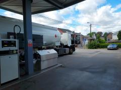Voor 100 % van de aandelen over te nemen vrij benzinestation gelegen in landelijke grensgemeente ten oosten van Luik Provincie Luik n°4