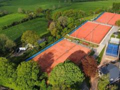 Te koop: 100 % van de aandelen vennootschap die de Tennisclub van Herve uitbaat Provincie Luik n°4