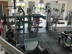 Te koop: Fitnesszaal voor body-building, krachttraining en fitness Provincie Luik n°3