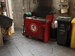 Te koop: onderneming gespecialiseerd in de voorbereiding van wedstrijdmotoren en oldtimers. Provincie Luik n°8