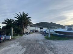 Een gerenommeerd en goed gevestigd watersportbedrijf, gelegen Middellandse Zeekust, grens met Spanje. Frankrijk n°3