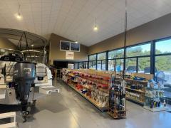 Een gerenommeerd en goed gevestigd watersportbedrijf, gelegen Middellandse Zeekust, grens met Spanje. Frankrijk n°10