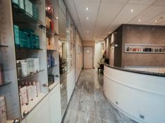 Te koop – Premium beauty concept store & kapsalon  Oost-Vlaanderen n°1